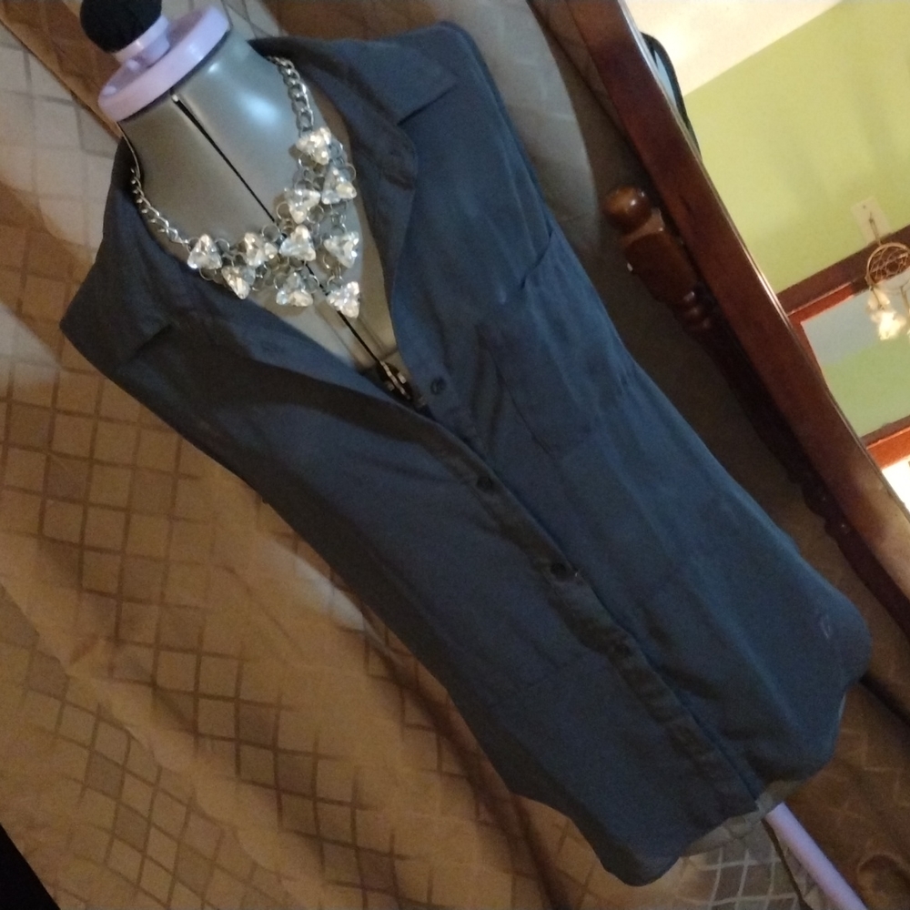 Sheer Granite Top EUC Women's Size Large